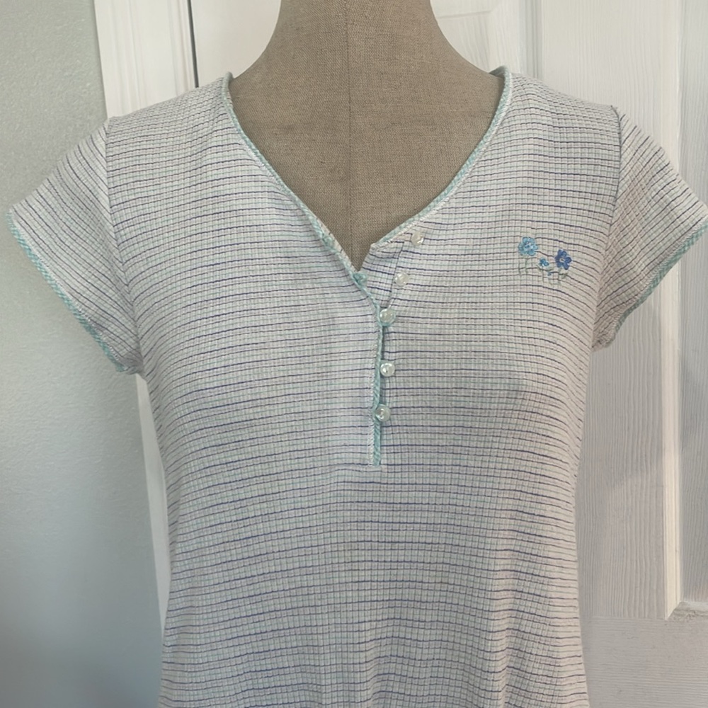 Vintage Aria Striped Short Sleeve nightgown ruffled hem embroidered flowers S - Picture 2 of 11